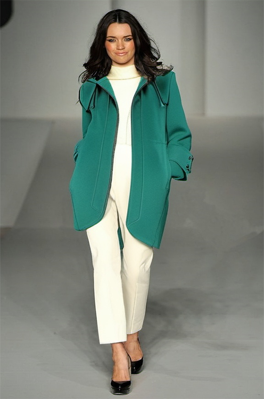 F2-30746-CAPPOTTO LUPIN CON CAPPUCCIO